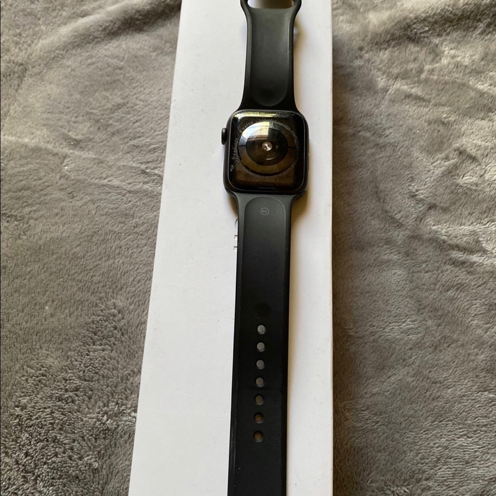 COPY - Apple Watch series 4 44mm